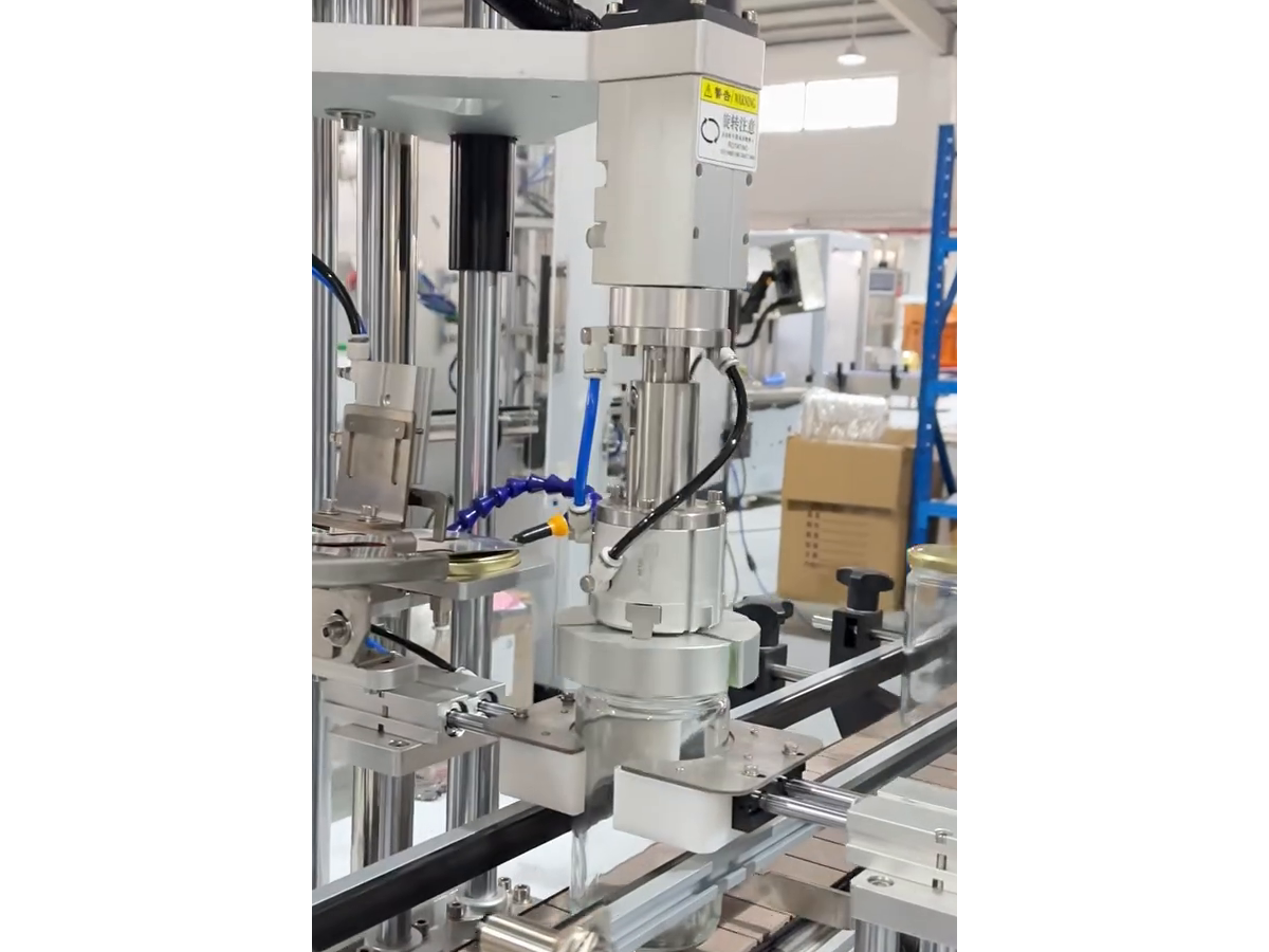 YIJIA Automatic Bottle and Jar Capping Machine