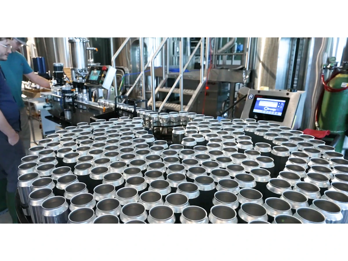 YIJIA Rotary Can Infeed Table