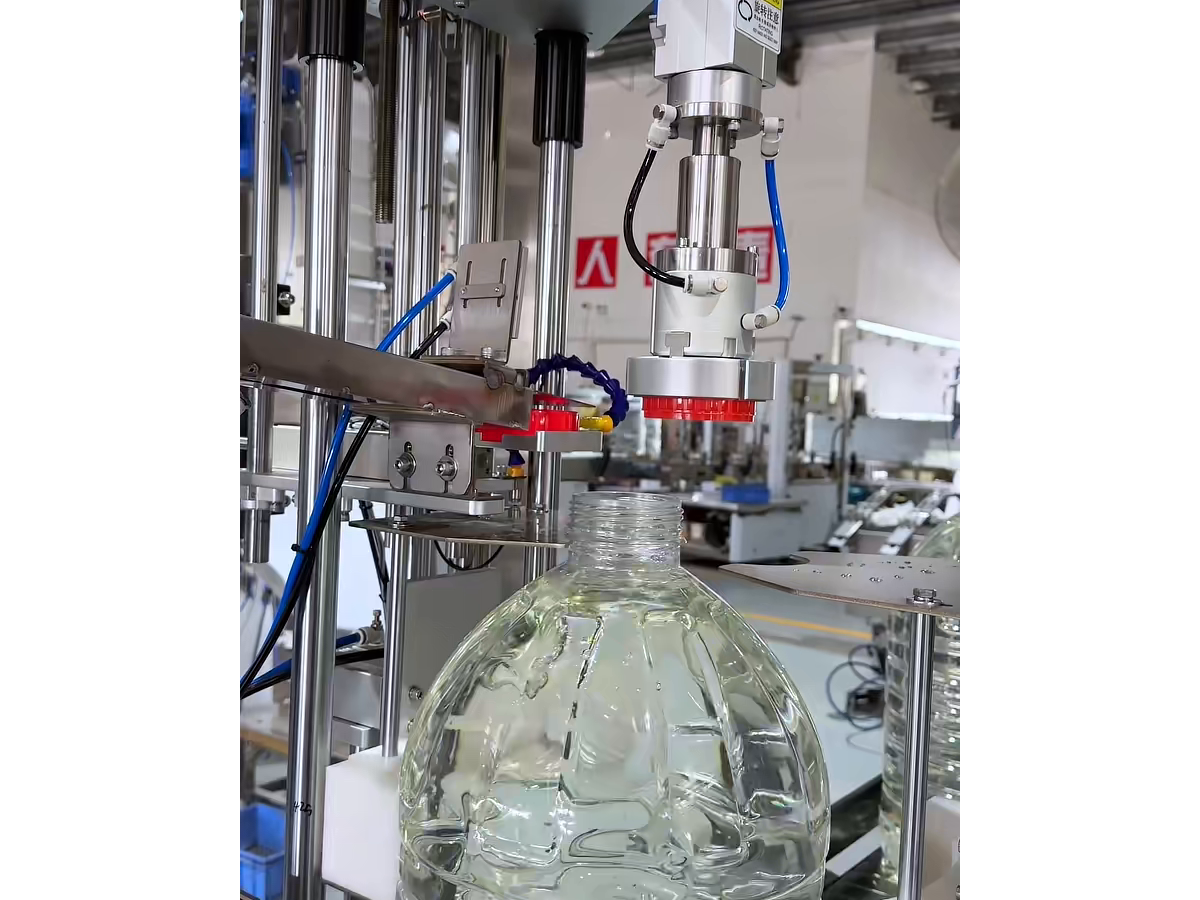 YIJIA Single-Head Servo Capping Machine