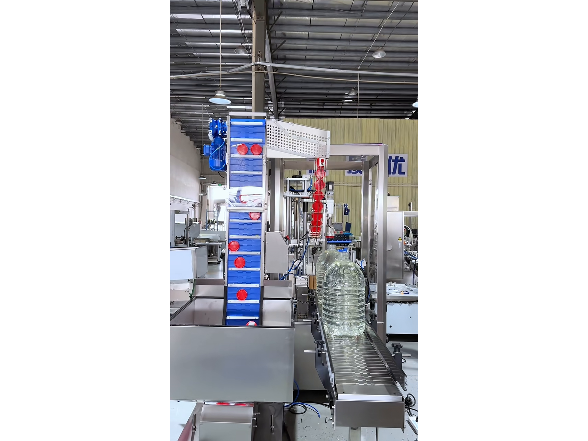 YIJIA Single-Head Servo Capping Machine